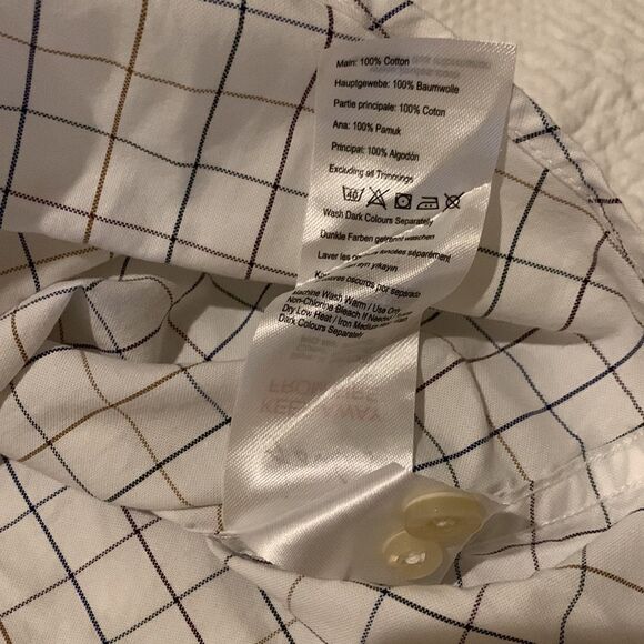 Joules NWT button down. - Picture 13 of 14